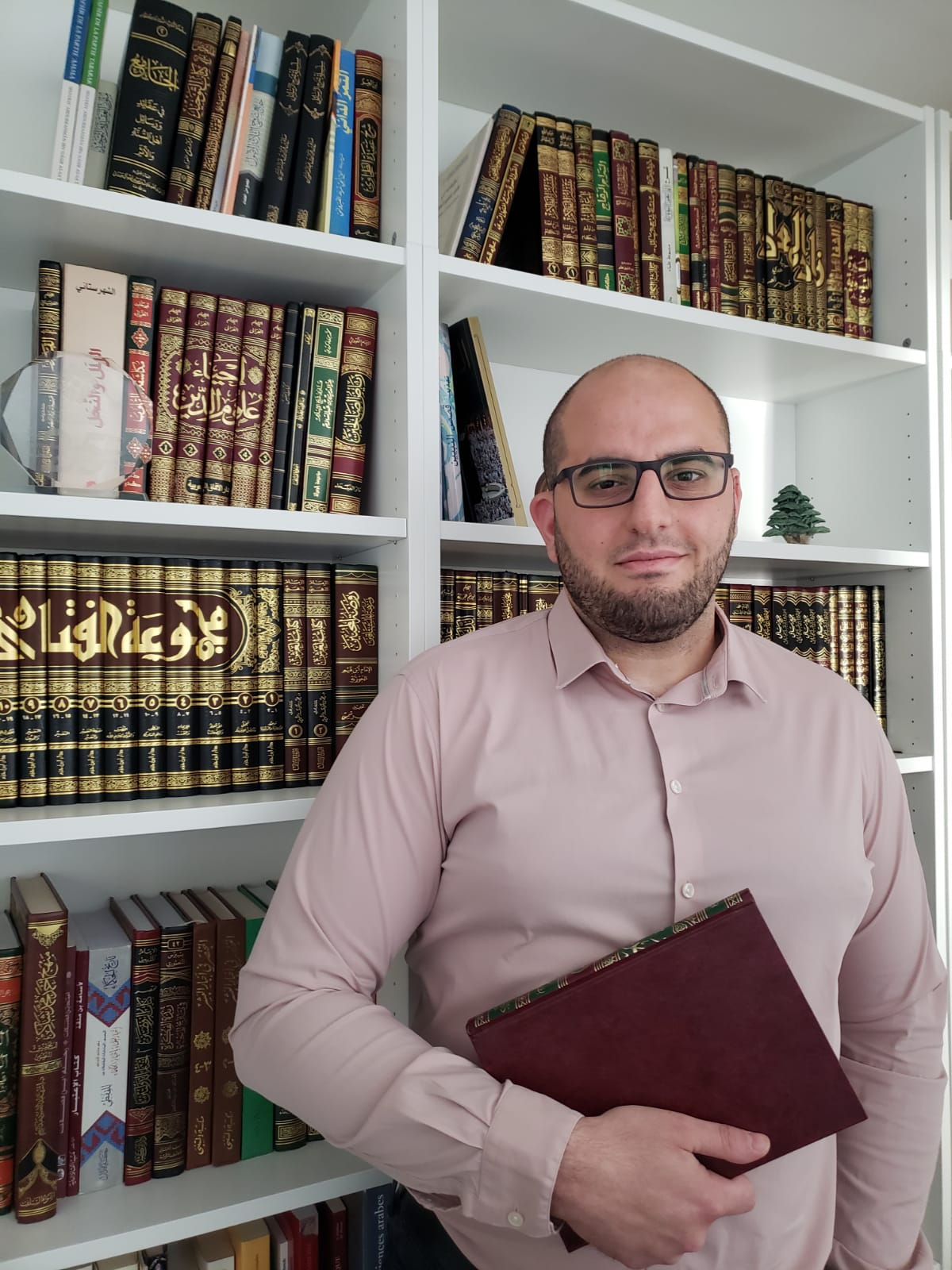 dr. Mehdi Berriah